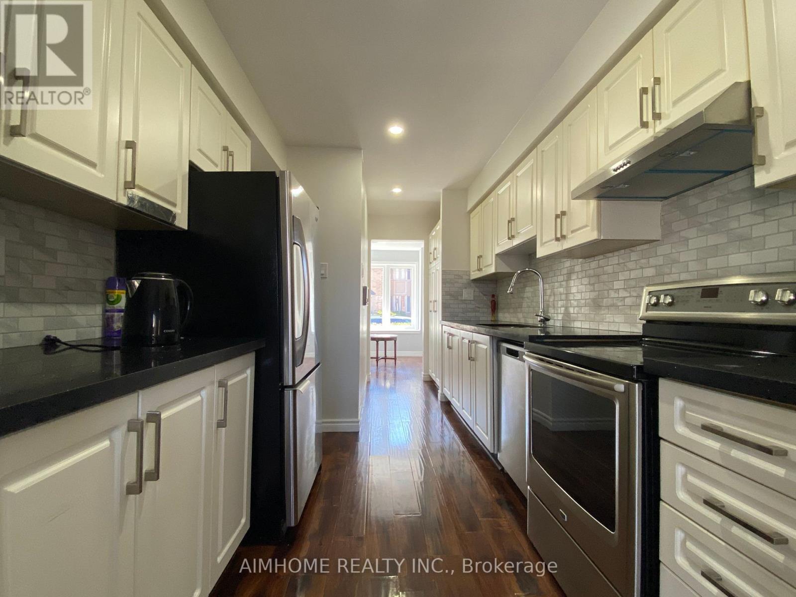 23 - 4635 Regents Terrace, Mississauga, Ontario  L5R 1X2 - Photo 3 - W12988756