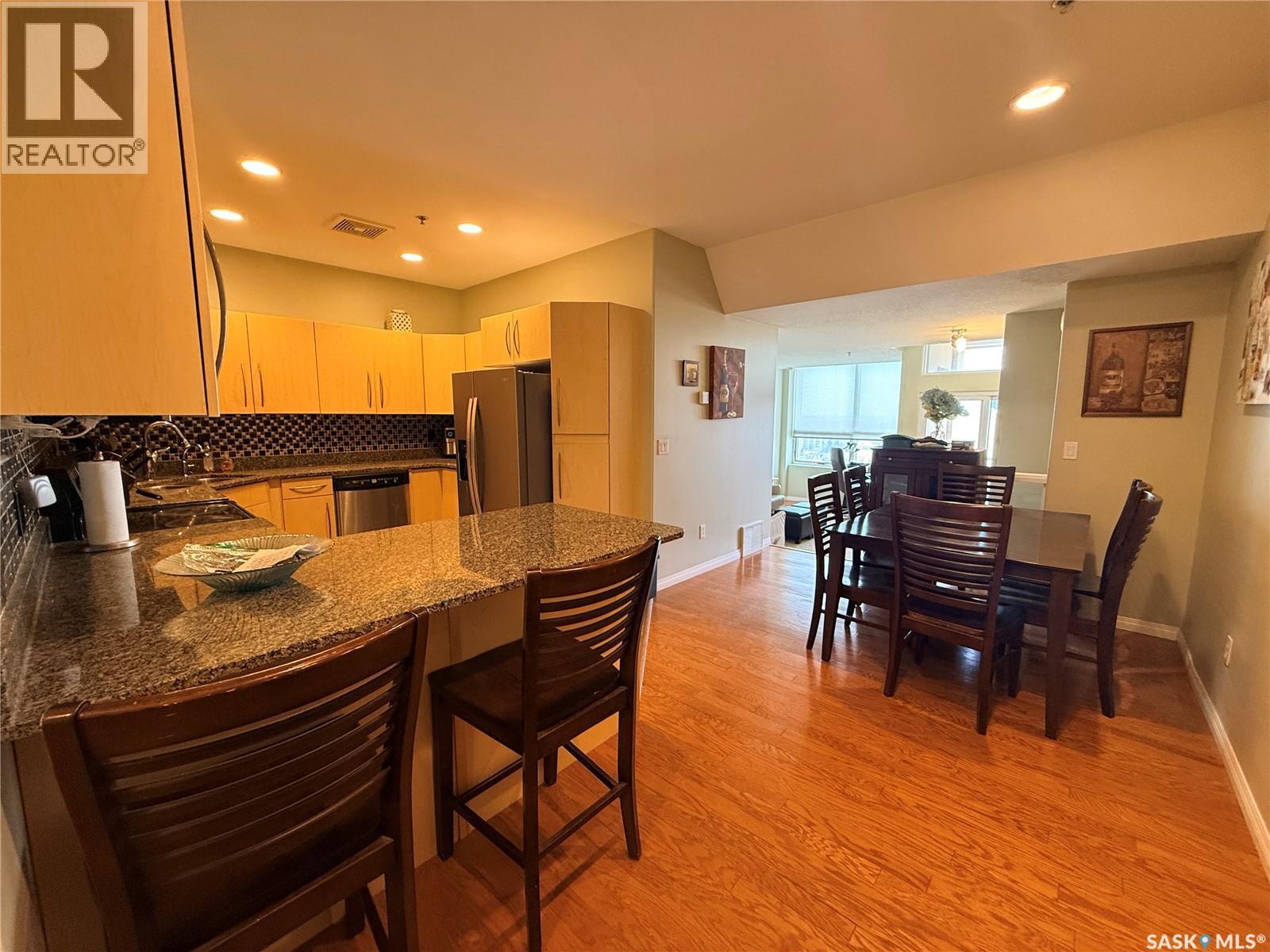 1207 1901 Victoria Avenue, Regina, Saskatchewan  S4P 3R4 - Photo 2 - SK032676