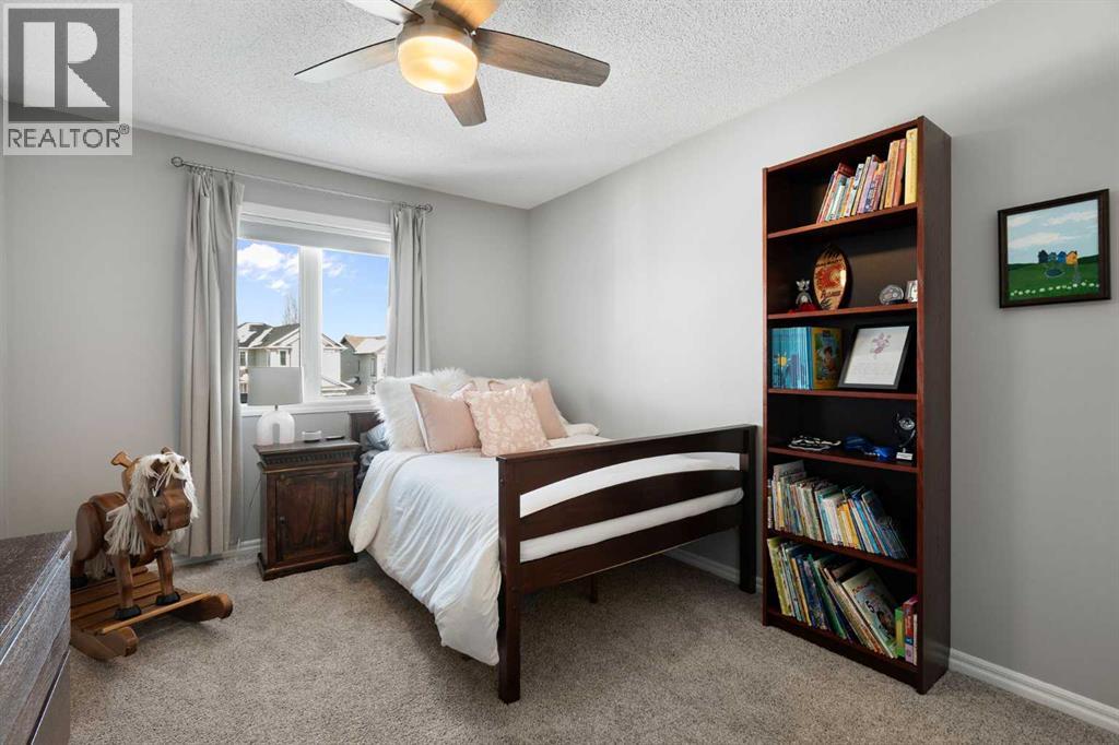 142 Coopers Bay Sw, Airdrie, Alberta  T4B 3K2 - Photo 29 - A2298253