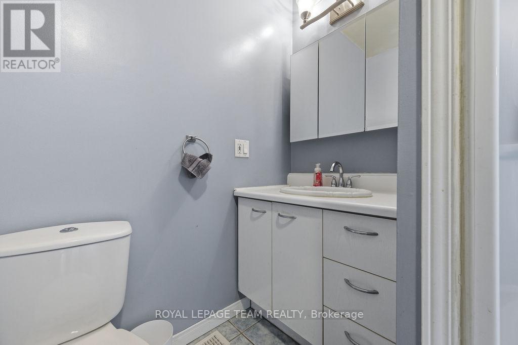 1150 Constant Lake Road, Bonnechere Valley, Ontario  K0J 1T0 - Photo 15 - X12988766