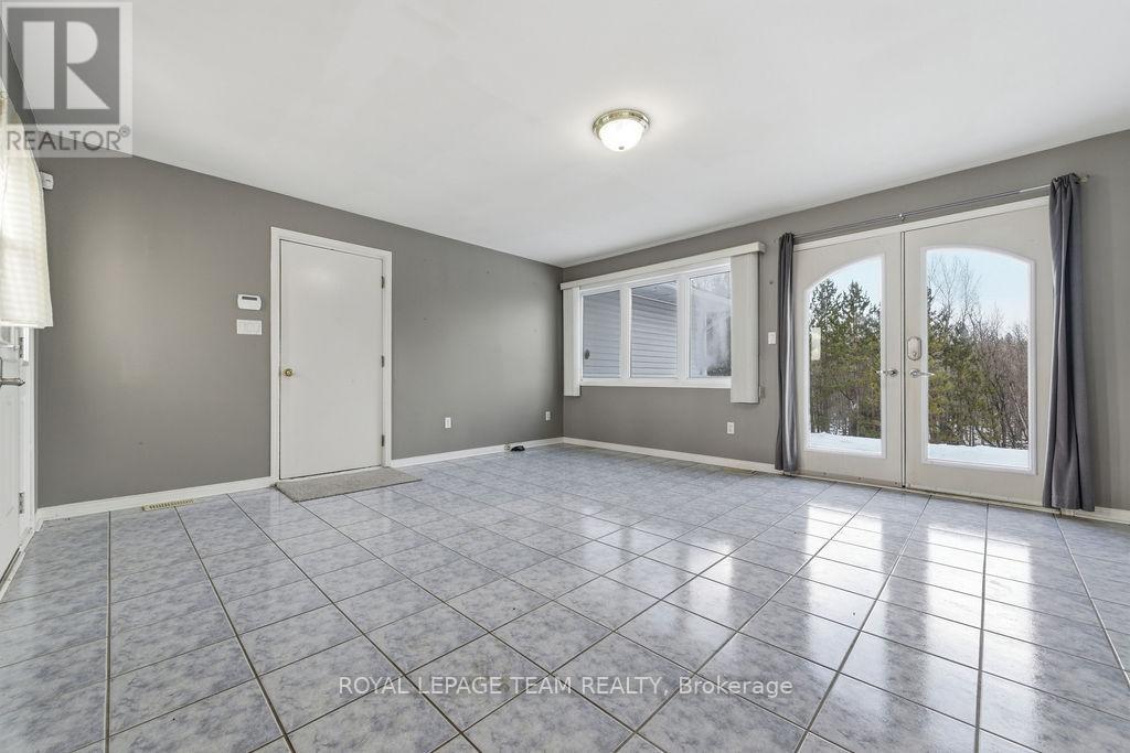 1150 Constant Lake Road, Bonnechere Valley, Ontario  K0J 1T0 - Photo 16 - X12988766