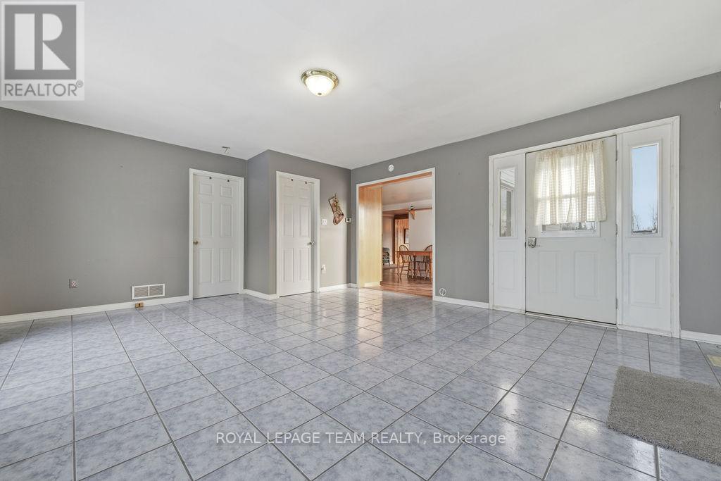 1150 Constant Lake Road, Bonnechere Valley, Ontario  K0J 1T0 - Photo 19 - X12988766