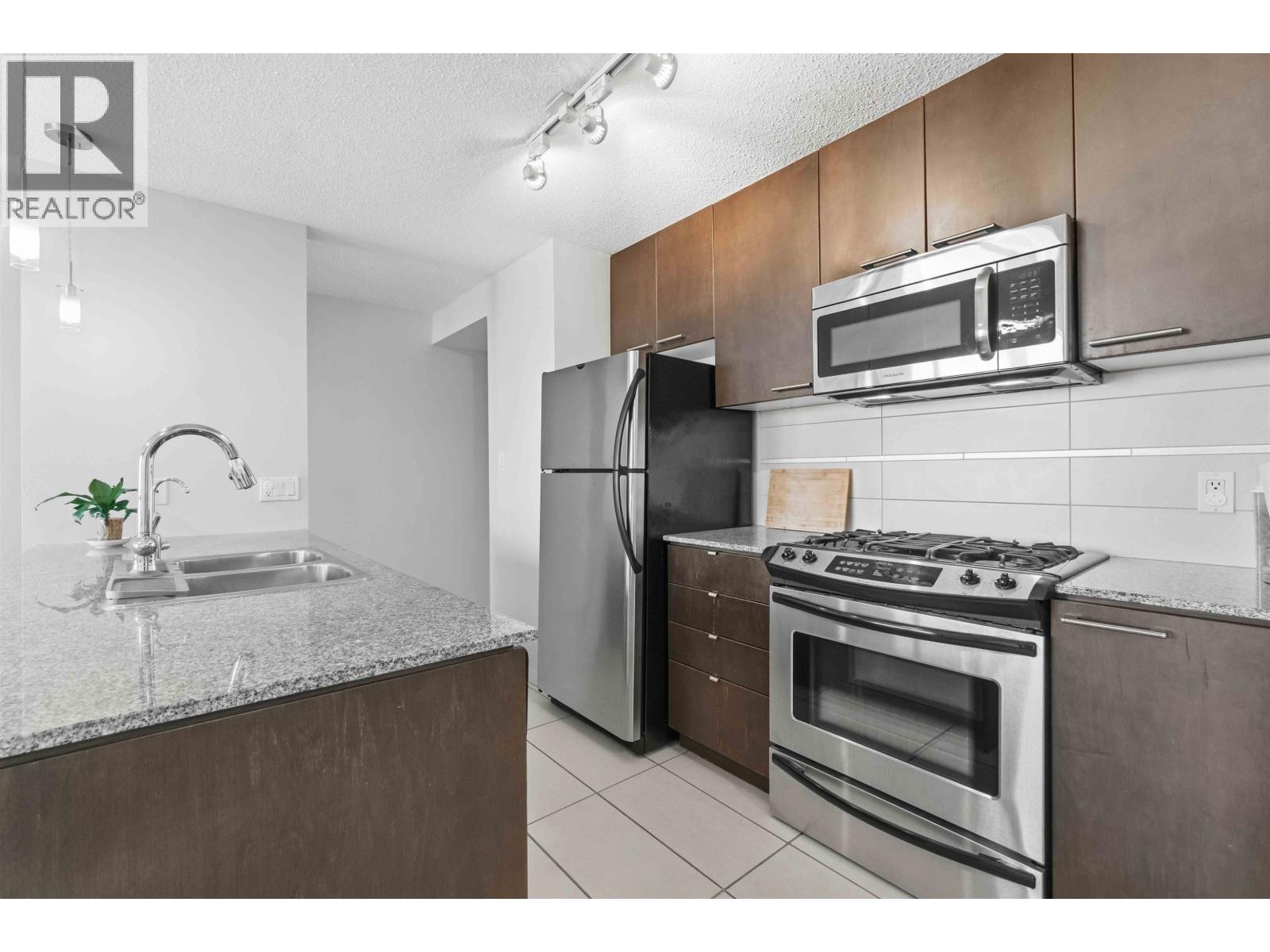 1612 5811 No. 3 Road, Richmond, British Columbia  V6X 4L7 - Photo 3 - R3110187