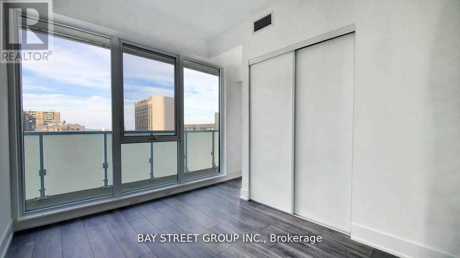 1410 - 403 Church Street, Toronto, Ontario  M4Y 0C9 - Photo 8 - C12988770