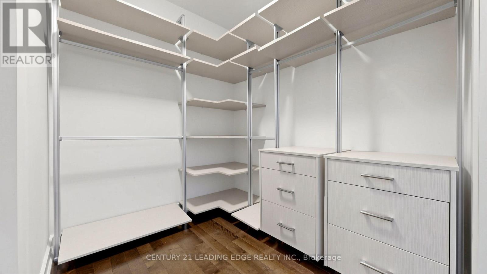 27 Poplar Drive, Richmond Hill, Ontario L4E 2Y4 - Photo 25 - N12977244