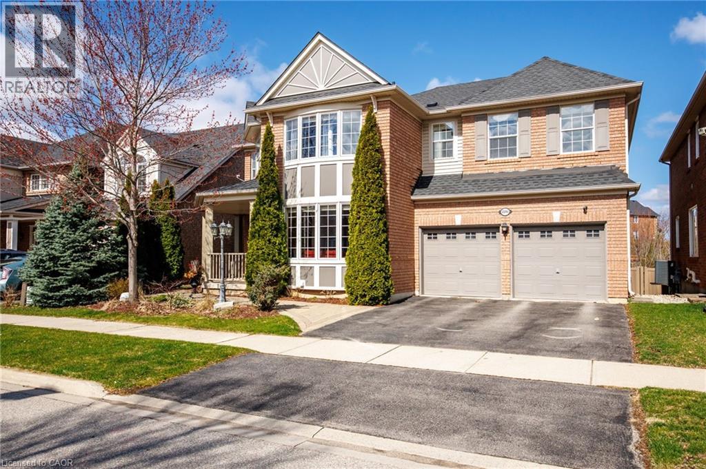 2295 GLAZEBROOK Circle, Oakville, Ontario