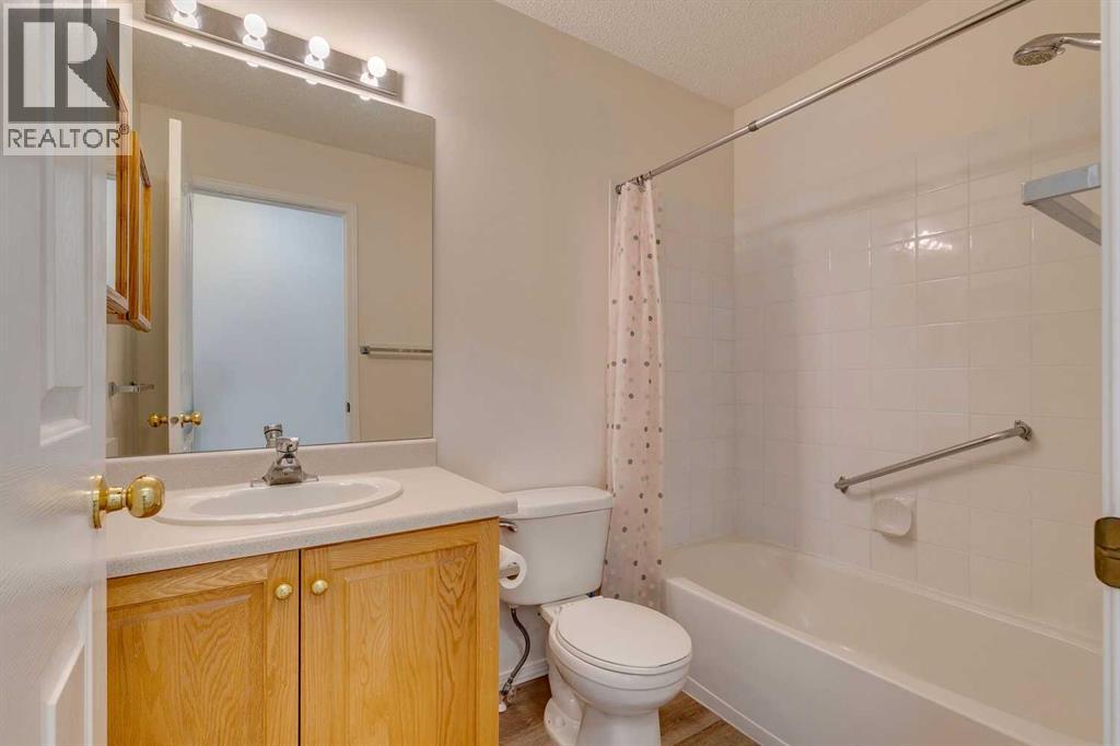 301, 7301 Valleyview Park SE, Calgary, Alberta T2B 3R6 - Photo 24 - A2278543