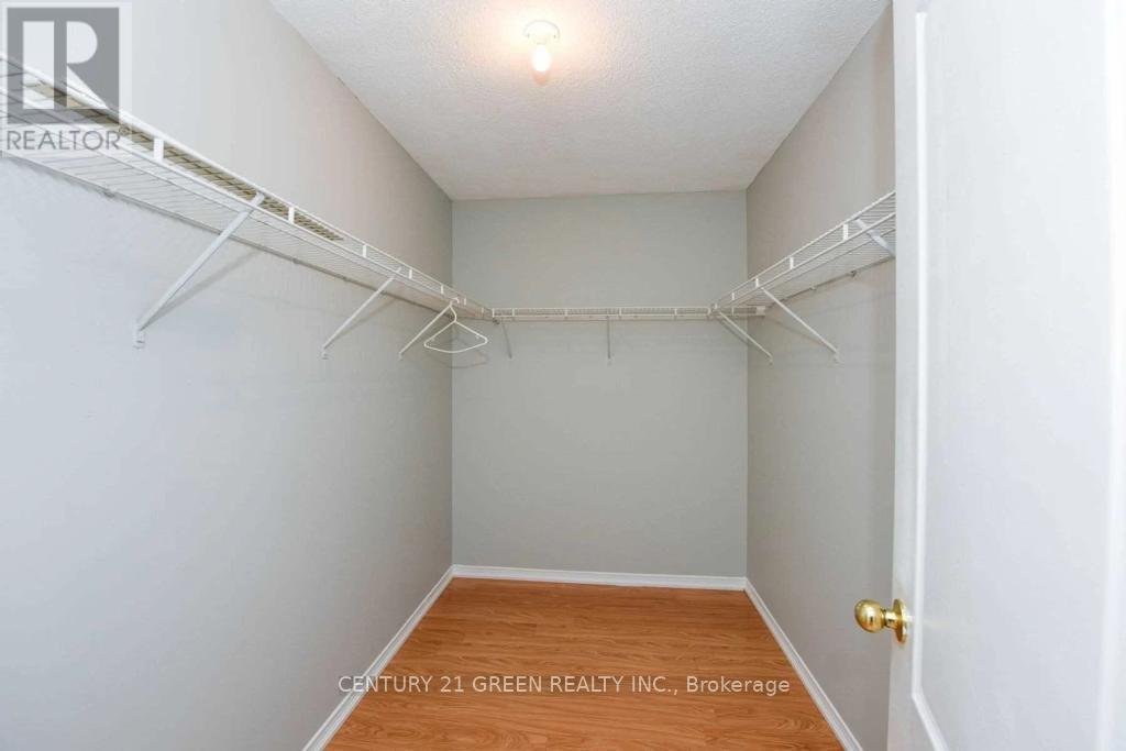 11 Penbridge Circle, Brampton, Ontario L7A 2P8 - Photo 21 - W12988762