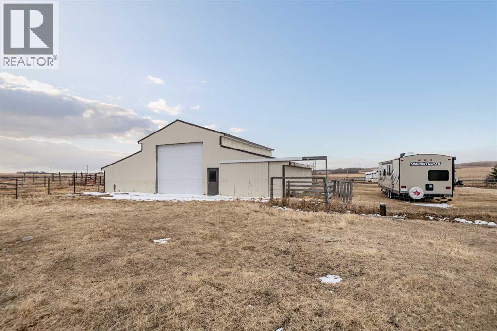 12048 Township Road 282, Rural Rocky View County, Alberta  T0M 0S0 - Photo 40 - A2299347