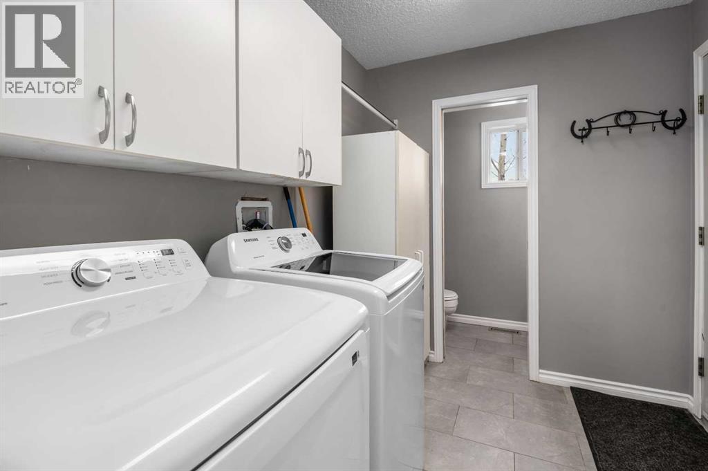 12048 Township Road 282, Rural Rocky View County, Alberta  T0M 0S0 - Photo 20 - A2299347