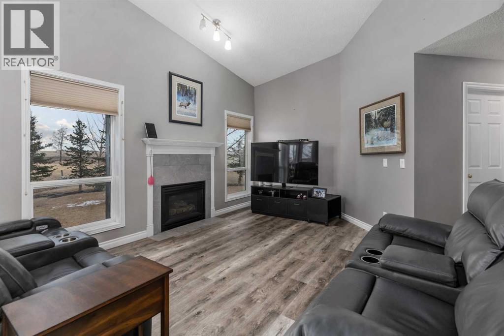 12048 Township Road 282, Rural Rocky View County, Alberta  T0M 0S0 - Photo 9 - A2299347