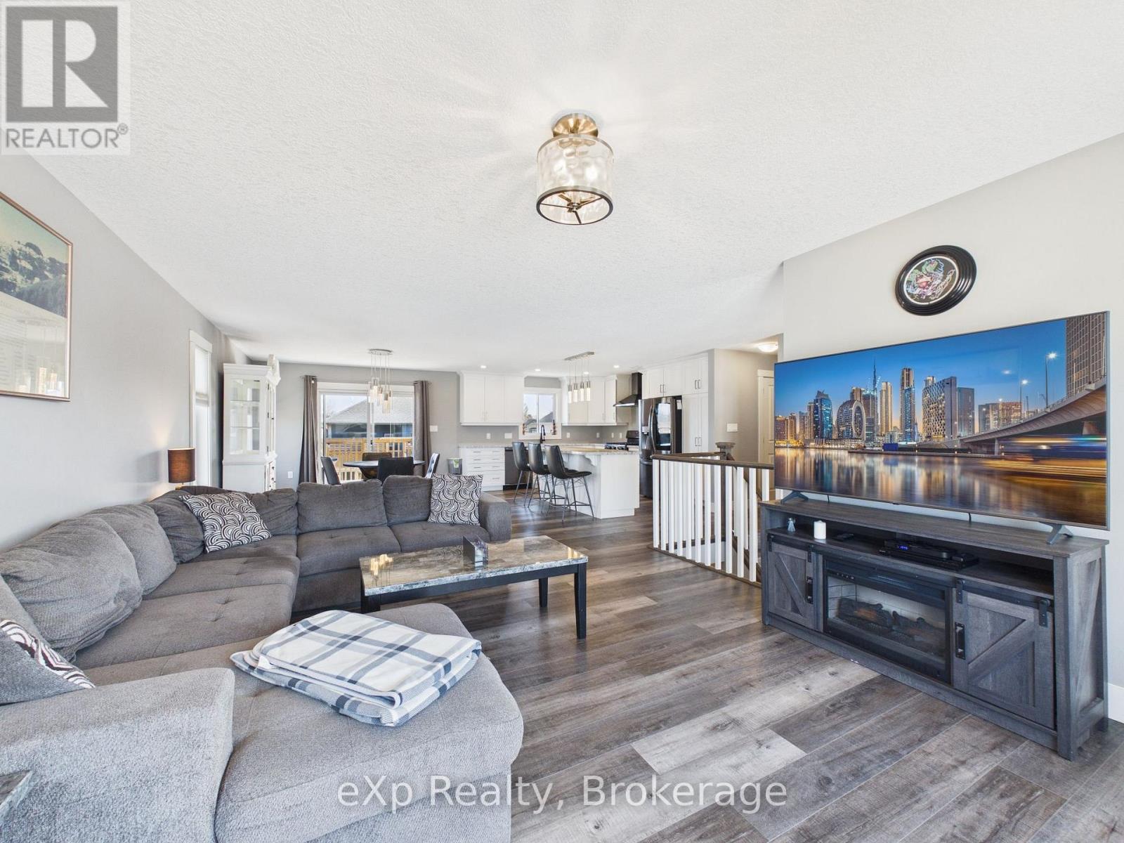 417 Buckby Lane, Saugeen Shores, Ontario  N0H 2C1 - Photo 10 - X12984806