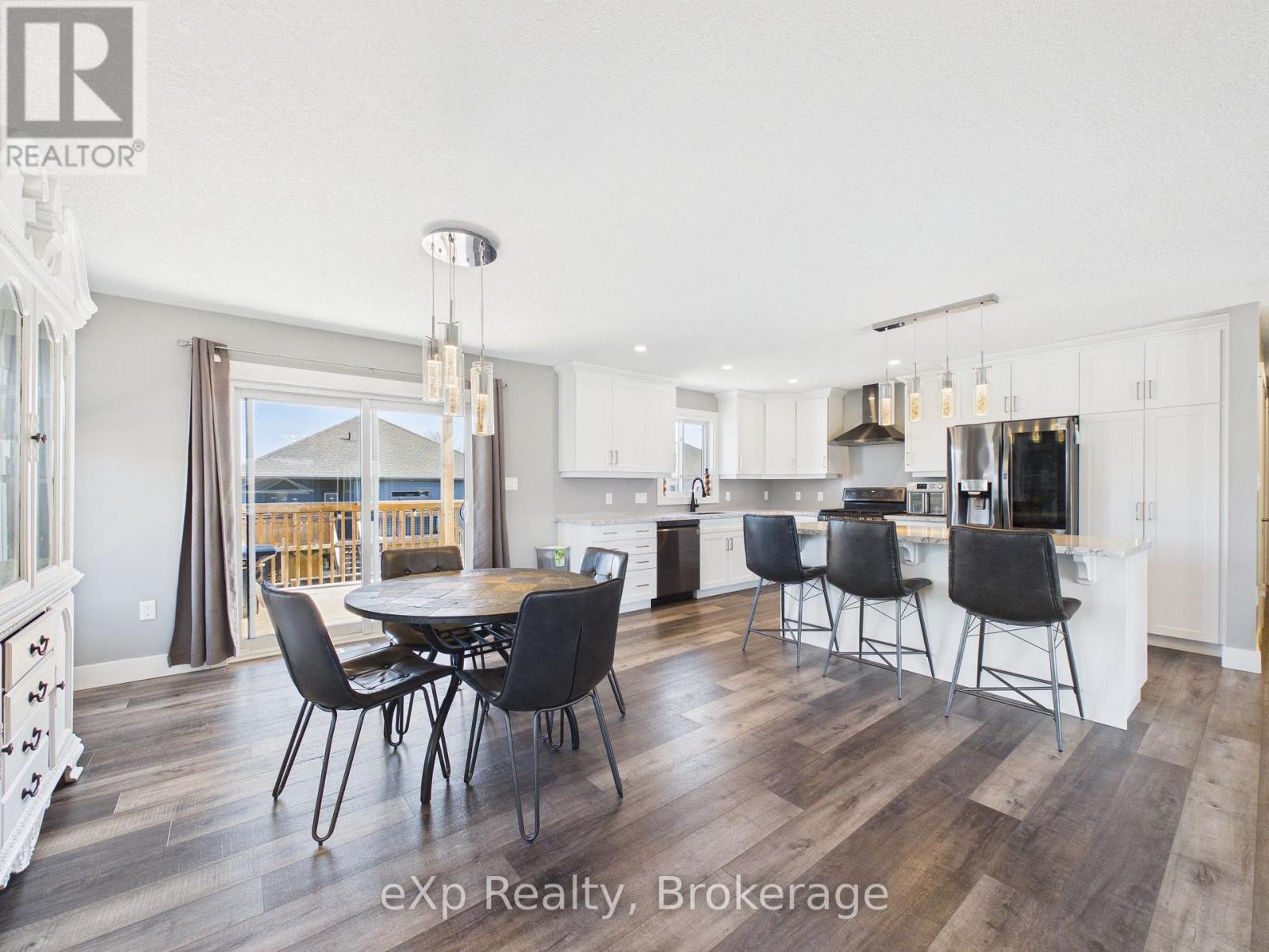 417 Buckby Lane, Saugeen Shores, Ontario  N0H 2C1 - Photo 5 - X12984806