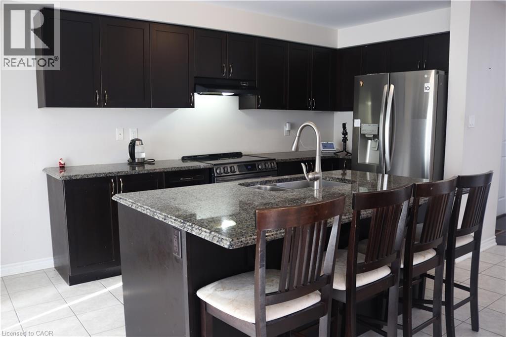 31 Sofitel Drive, Kitchener, Ontario  N2R 0J3 - Photo 7 - 40820010