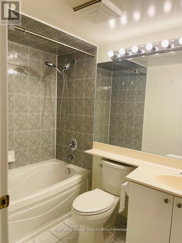 501 - 18 Sommerset Way, Toronto, Ontario  M2N 6X5 - Photo 5 - C12988778