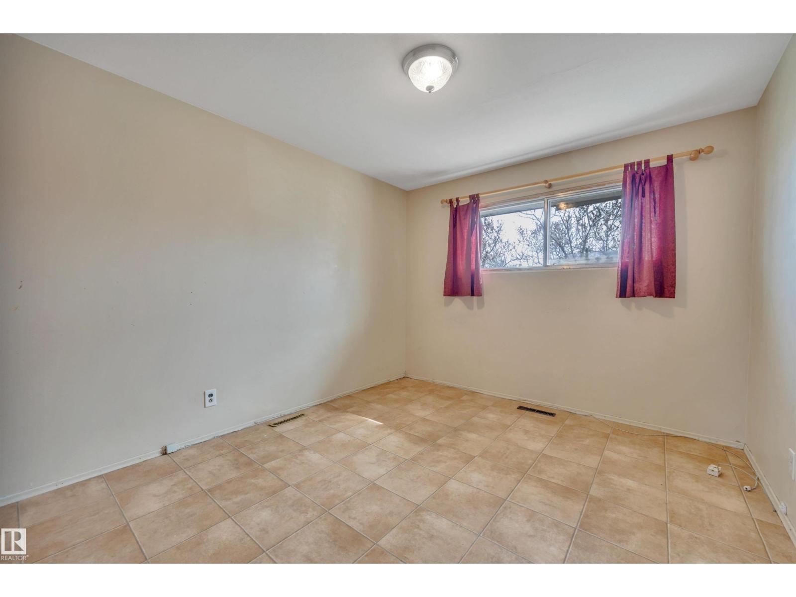 Unknown Address, ,    - Photo 20 - E4481992