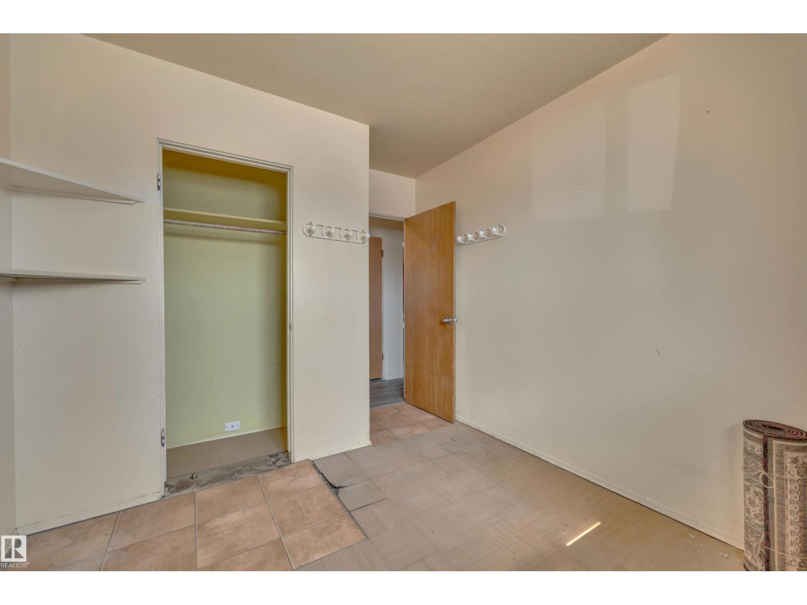 Unknown Address, ,    - Photo 23 - E4481992