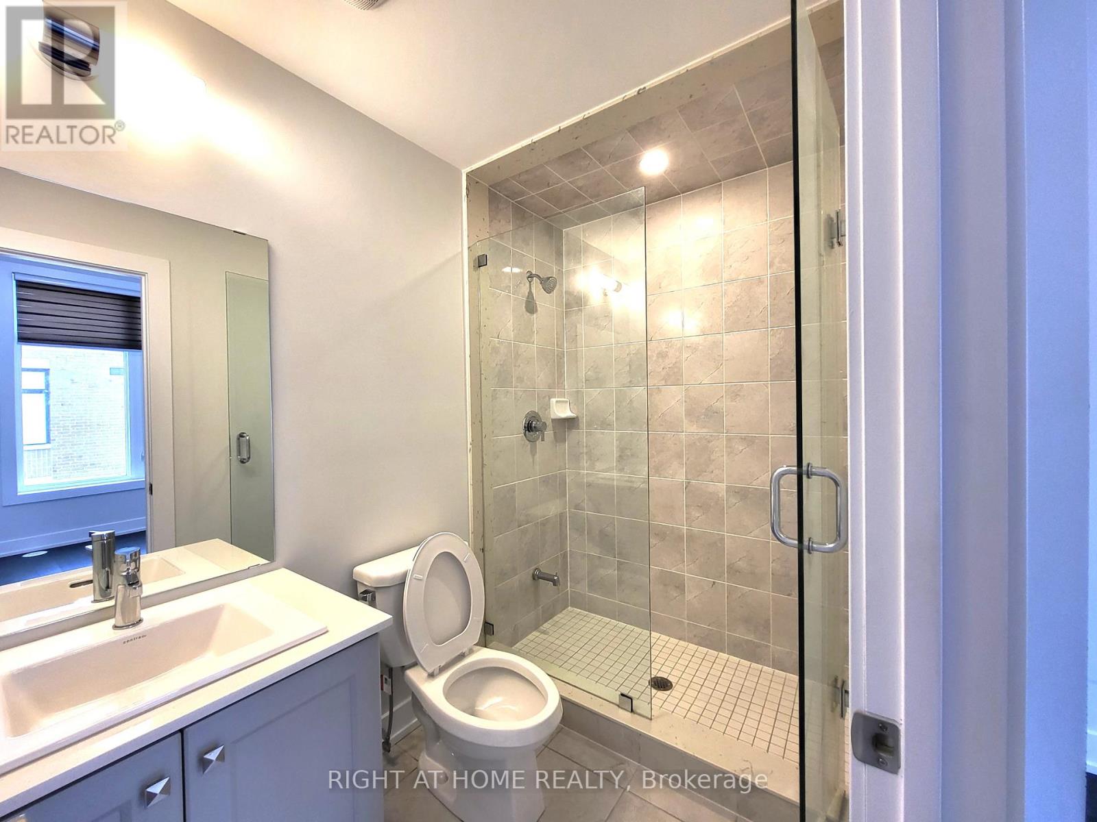 232 - 9580 Islington Avenue, Vaughan, Ontario  L4L 1A7 - Photo 12 - N12988788