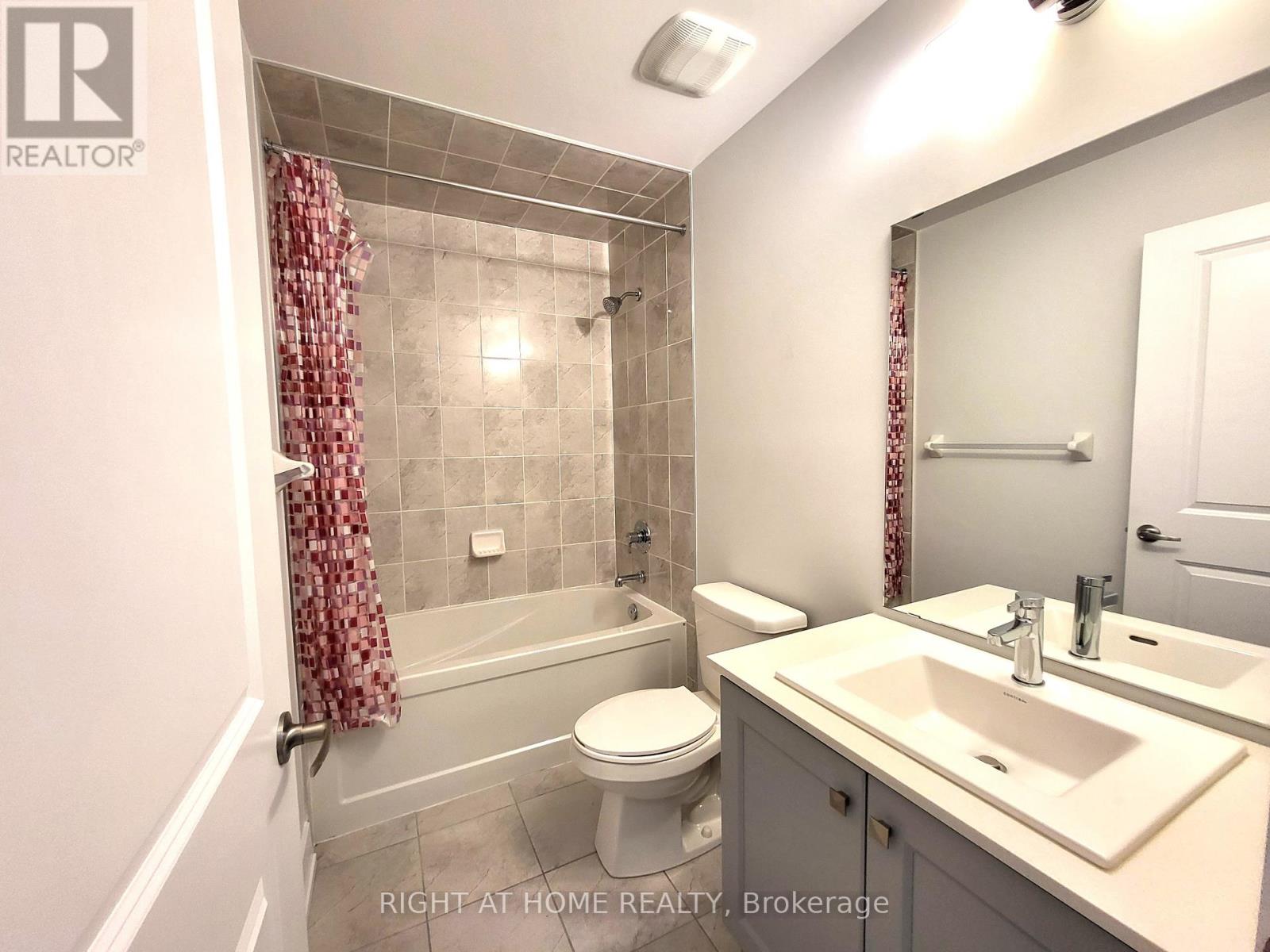 232 - 9580 Islington Avenue, Vaughan, Ontario  L4L 1A7 - Photo 18 - N12988788