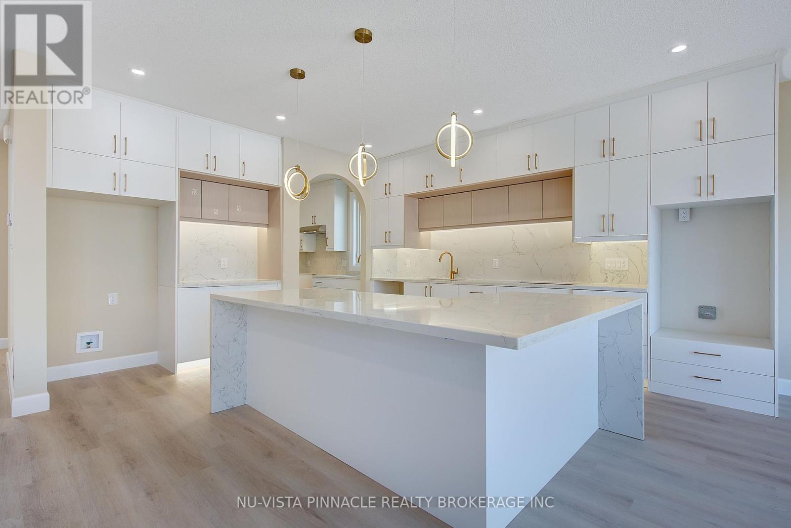 4268 Liberty Cross, London South, Ontario  N6P 1J9 - Photo 11 - X12988710