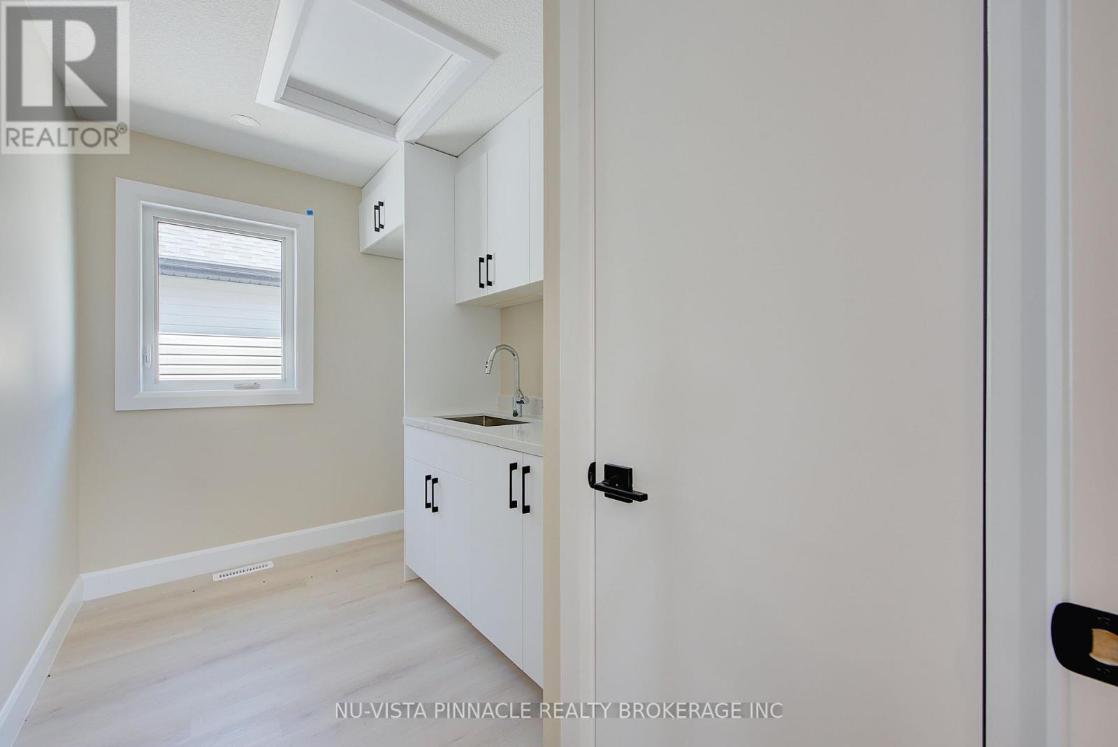 4268 Liberty Cross, London South, Ontario  N6P 1J9 - Photo 34 - X12988710