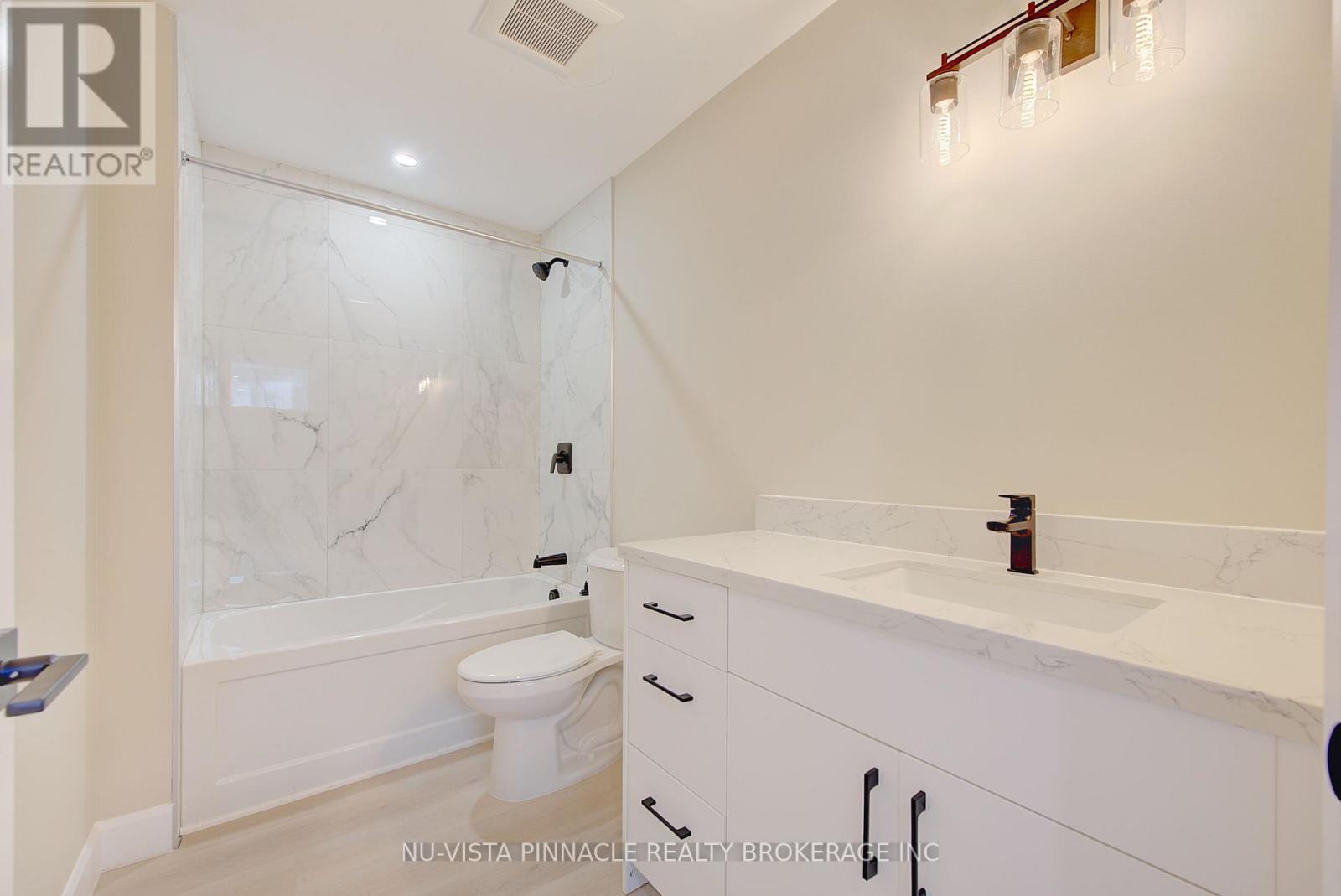 4268 Liberty Cross, London South, Ontario  N6P 1J9 - Photo 46 - X12988710