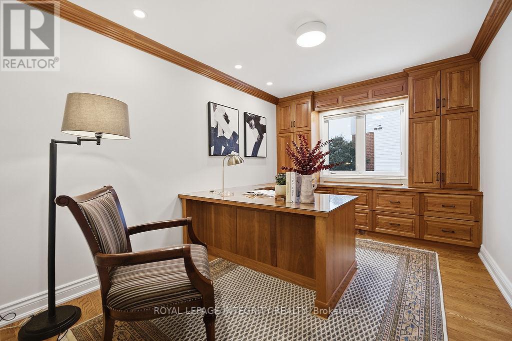 50 Rosenfeld Crescent, Ottawa, Ontario  K2K 2L2 - Photo 15 - X12905988