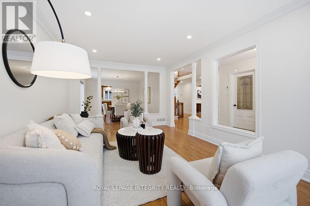 50 Rosenfeld Crescent, Ottawa, Ontario  K2K 2L2 - Photo 10 - X12905988