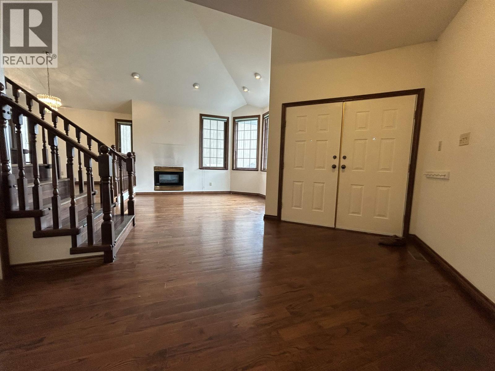 7943 Rosewood Street, Burnaby, British Columbia  V5E 2H4 - Photo 2 - R3072577