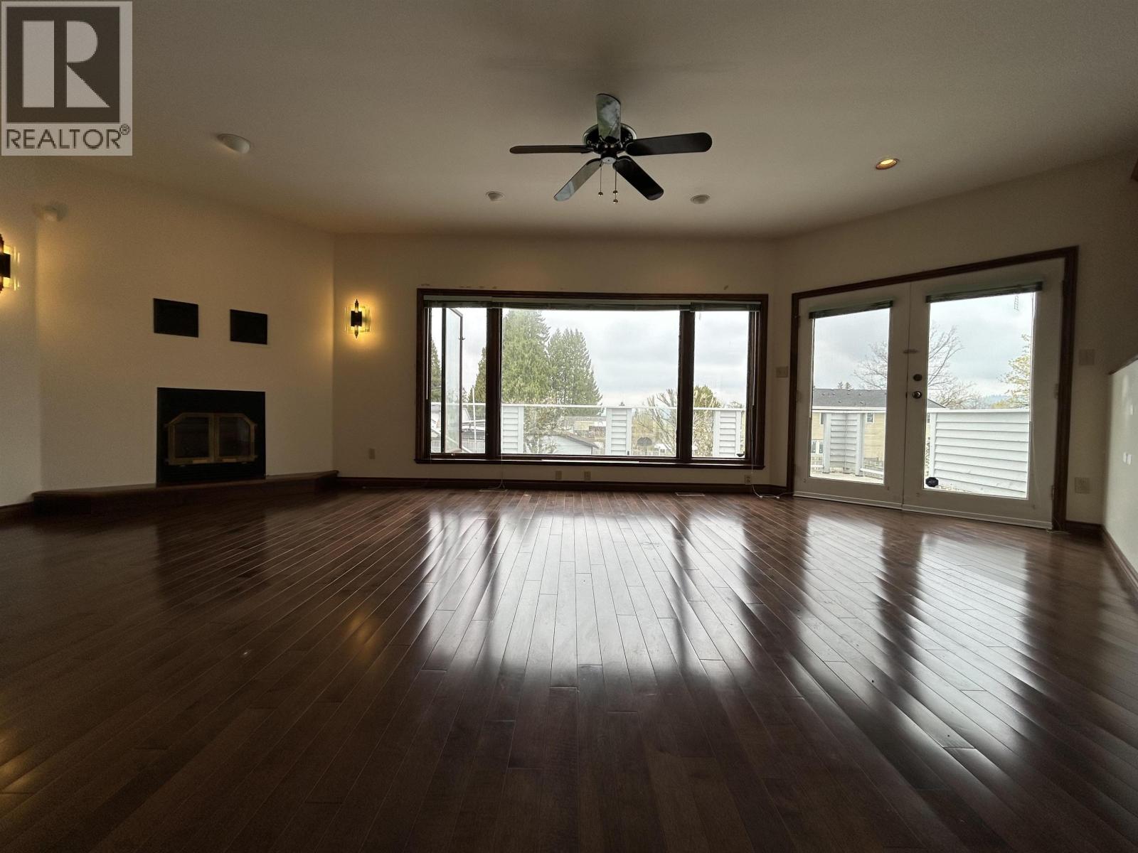 7943 Rosewood Street, Burnaby, British Columbia  V5E 2H4 - Photo 8 - R3072577