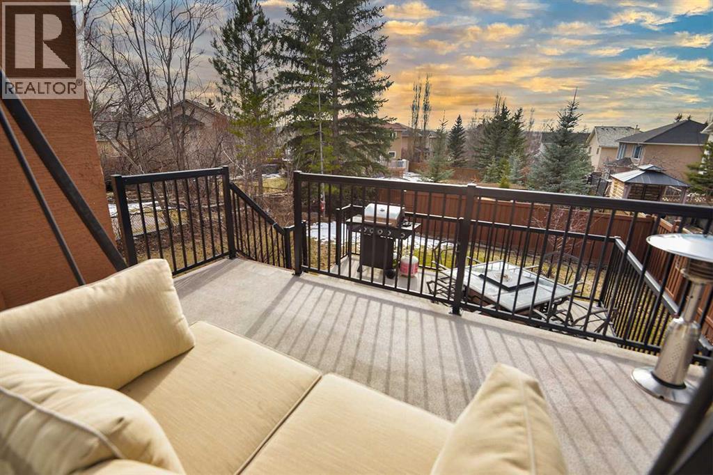 286 Mountain Park Drive Se, Calgary, Alberta  T2Z 2L3 - Photo 2 - A2300105