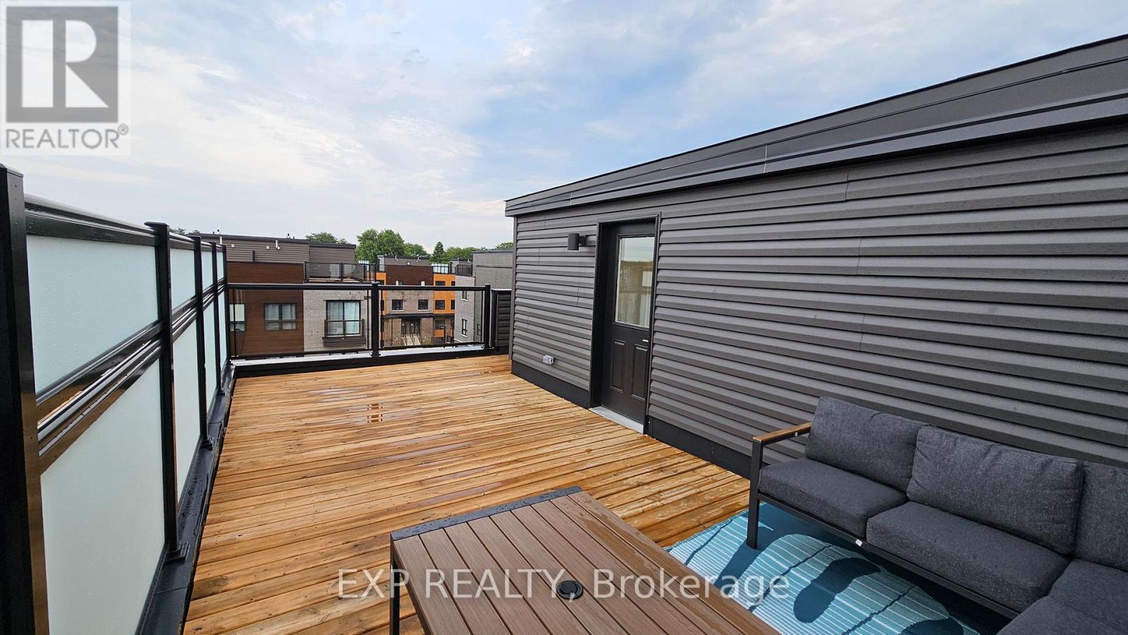 6705 Cropp Street, Niagara Falls, Ontario L2E 0C1 - Photo 10 - X12988786