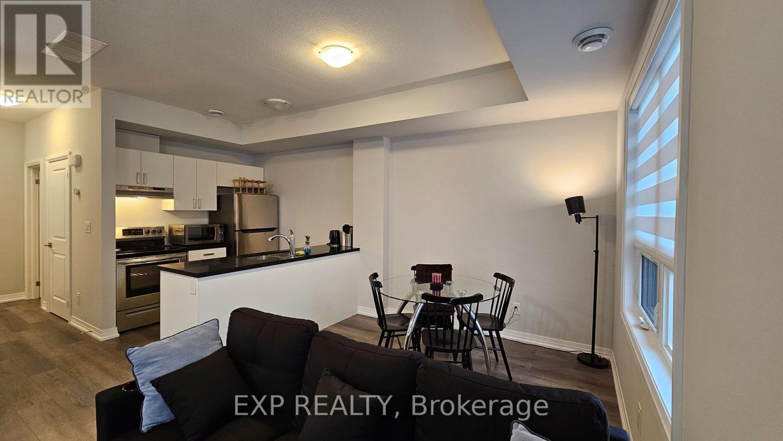 6705 Cropp Street, Niagara Falls, Ontario L2E 0C1 - Photo 12 - X12988786