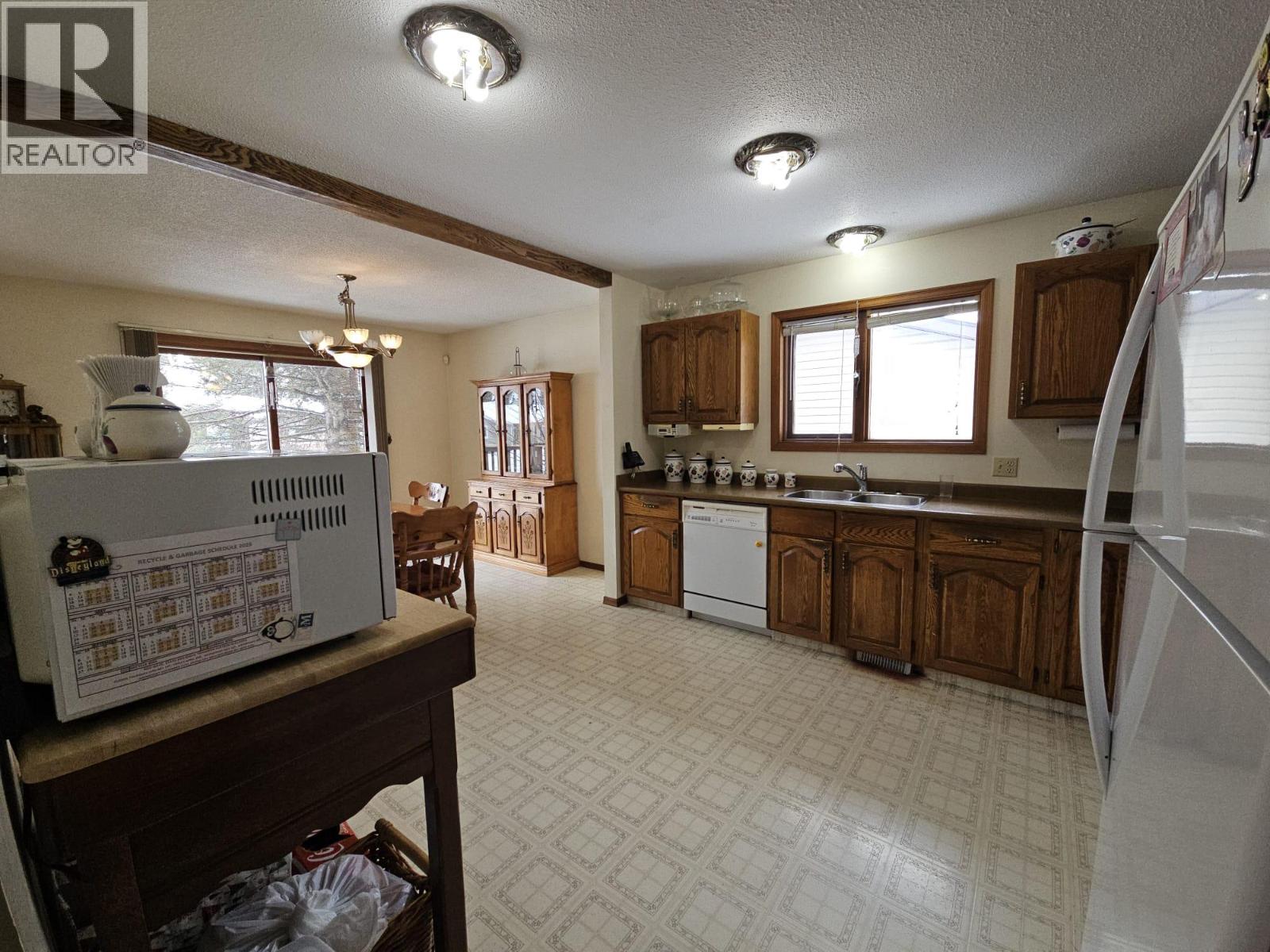 167 Sukunka Avenue, Tumbler Ridge, British Columbia  V0C 2W0 - Photo 14 - 10382523