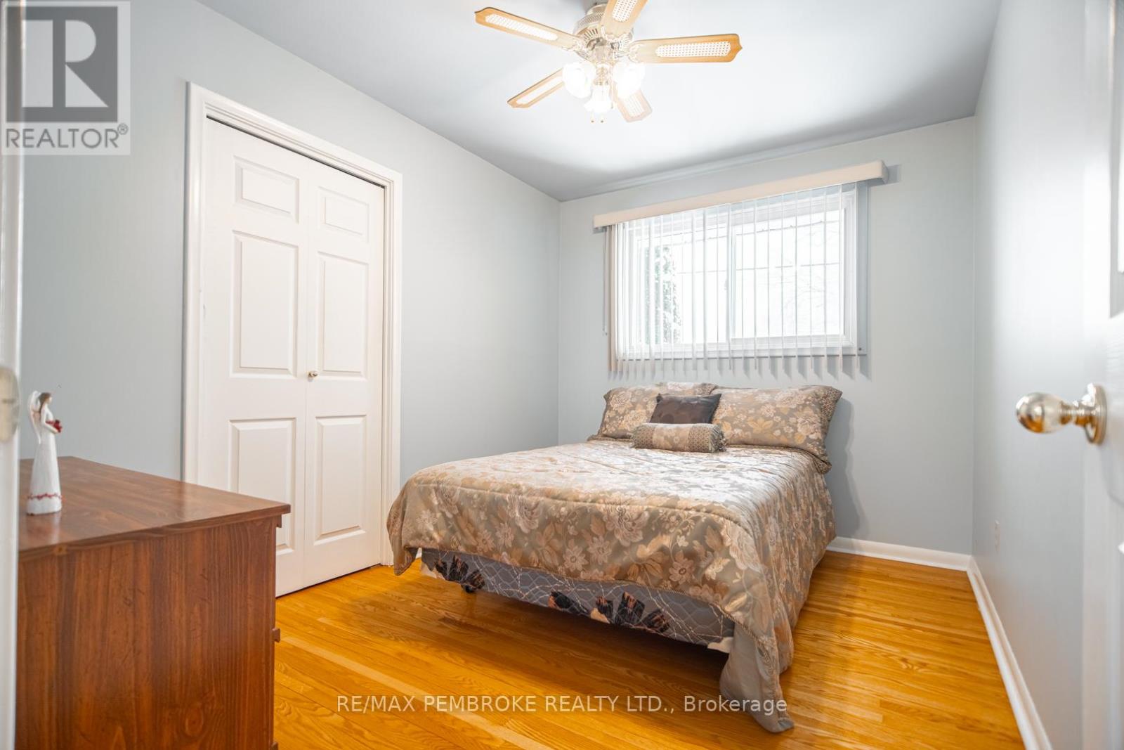 395 Chamberlain Street, Pembroke, Ontario  K8A 2N3 - Photo 12 - X12988804