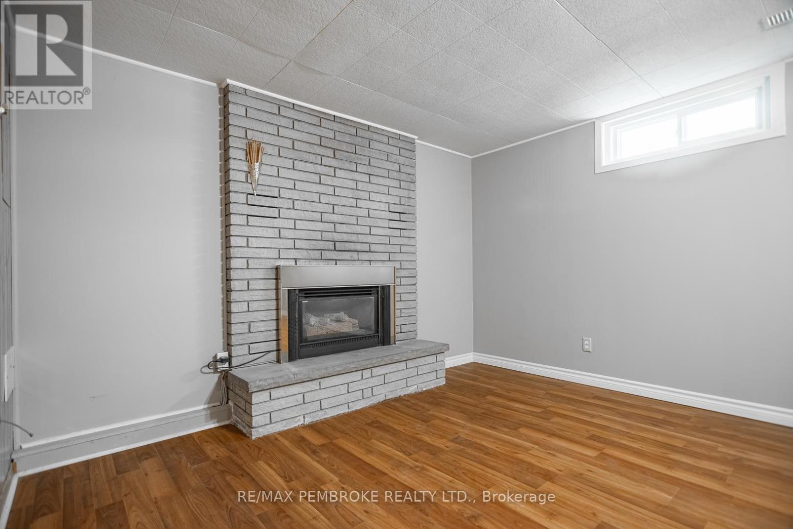 395 Chamberlain Street, Pembroke, Ontario  K8A 2N3 - Photo 20 - X12988804