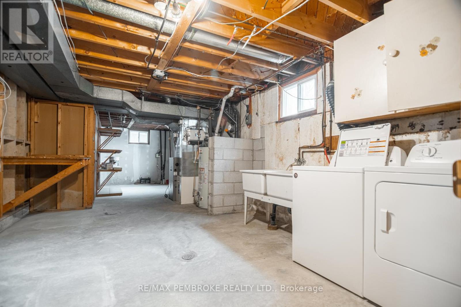 395 Chamberlain Street, Pembroke, Ontario  K8A 2N3 - Photo 26 - X12988804