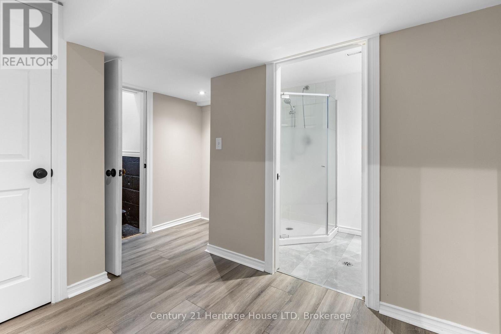 8 Saturn Court, St. Catharines, Ontario  L2M 2T1 - Photo 25 - X12988802