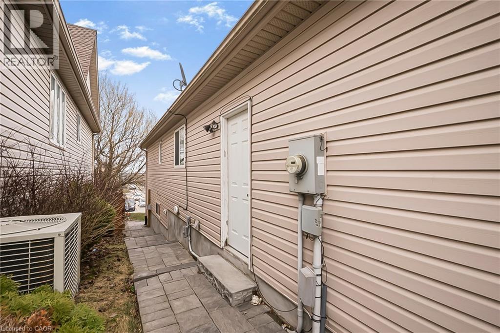 858 Stonegate Drive, Woodstock, Ontario  N4V 1G4 - Photo 32 - 40816159