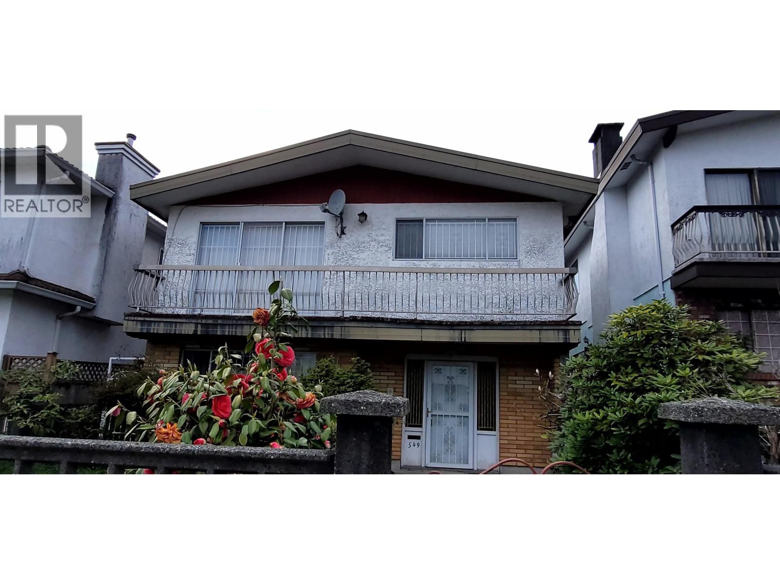 549 RENFREW STREET, Vancouver, British Columbia