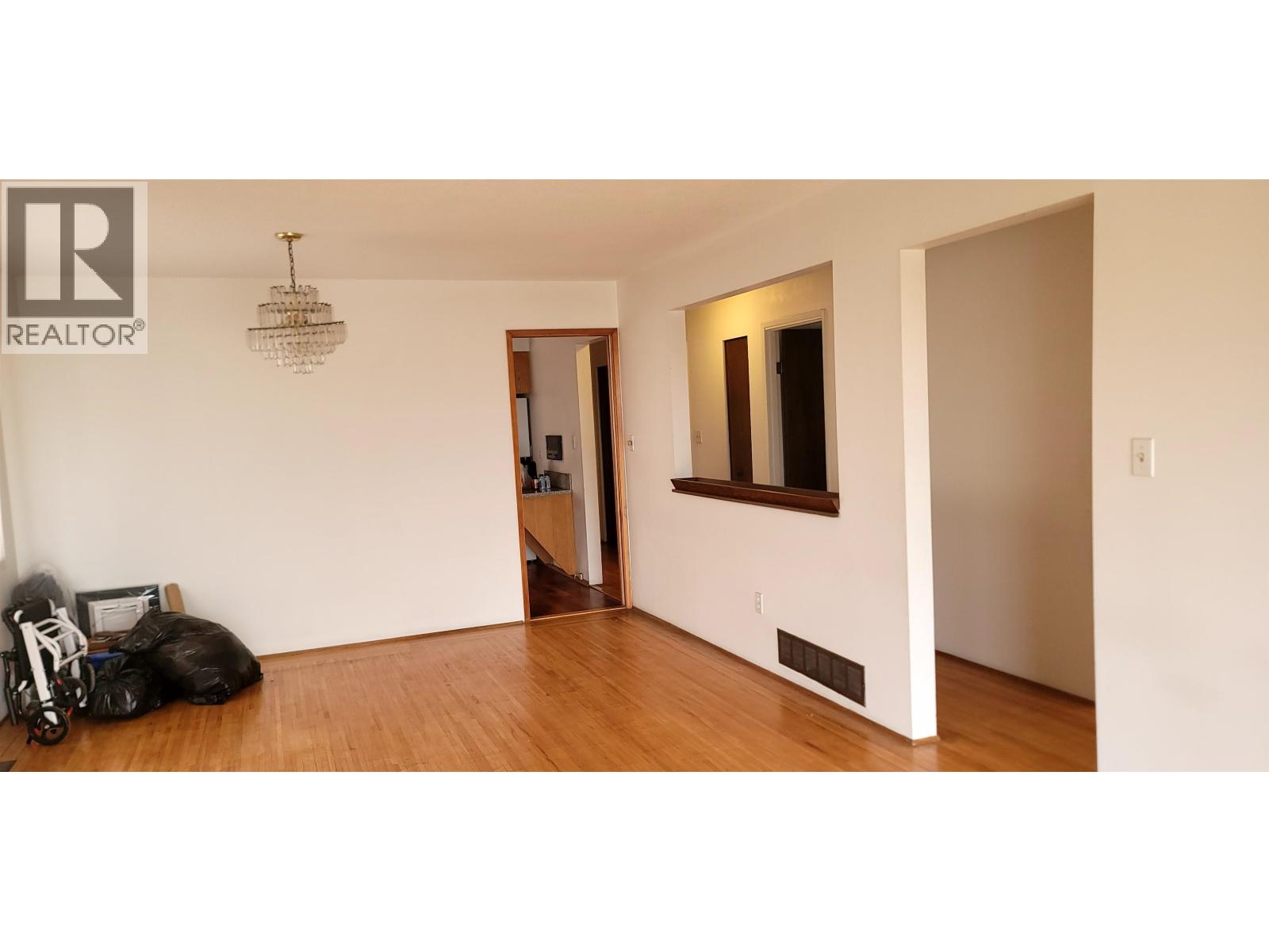 549 Renfrew Street, Vancouver, British Columbia  V5K 4B2 - Photo 3 - R3109731