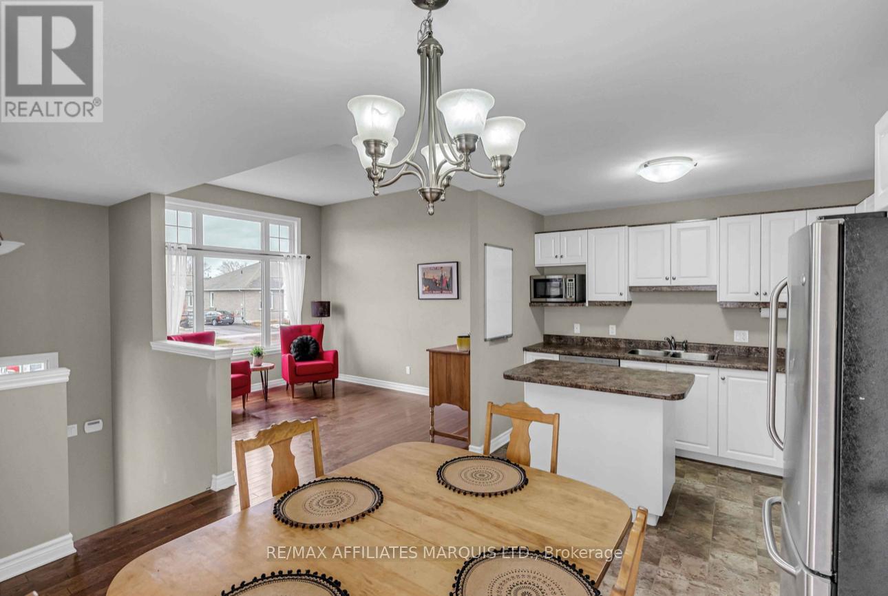 3226 Northdale Drive, Cornwall, Ontario  K6K 0A5 - Photo 10 - X12890120