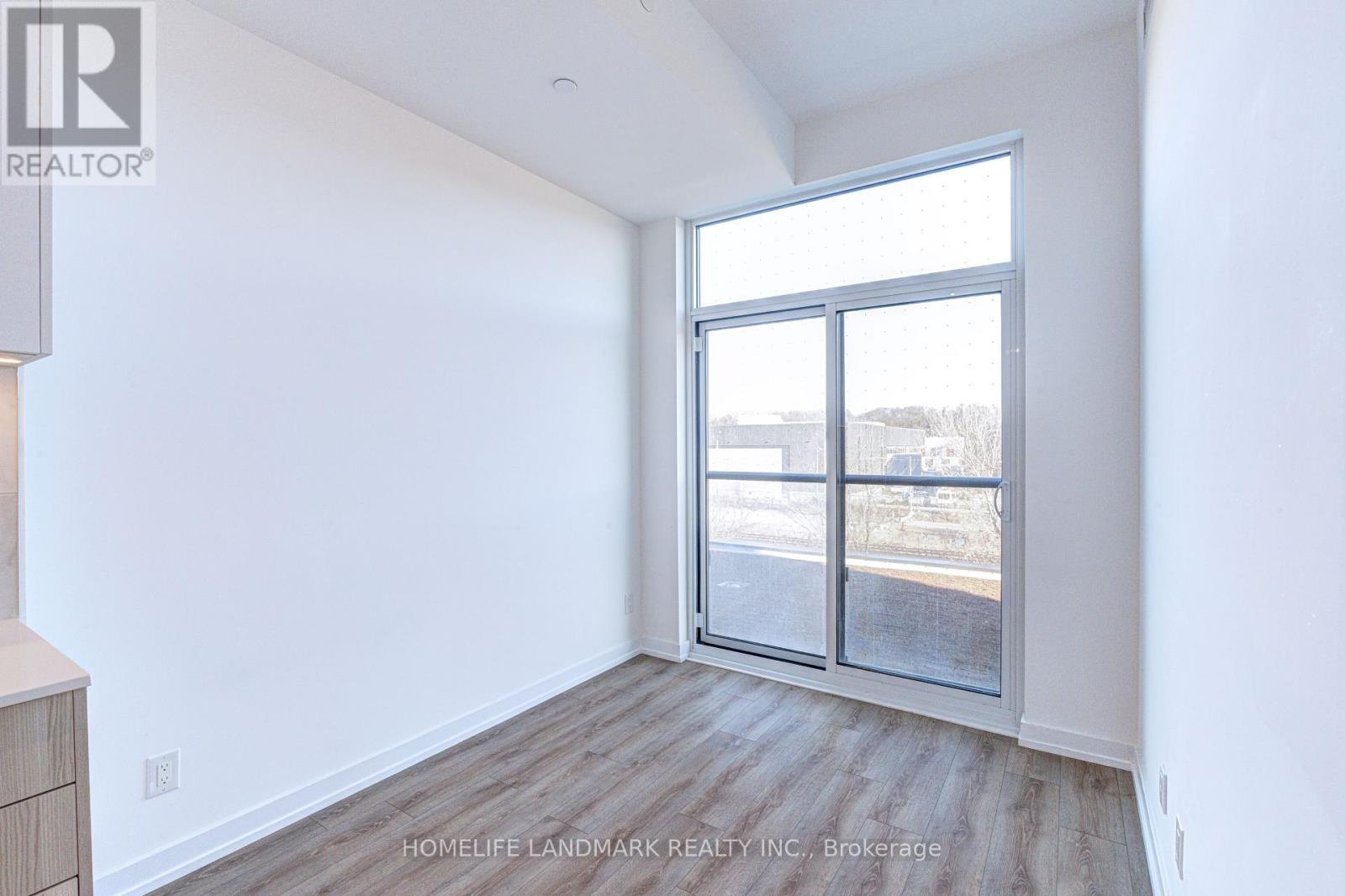 310 - 500 Dupont Street, Toronto, Ontario  M6G 1Y7 - Photo 13 - C12988808