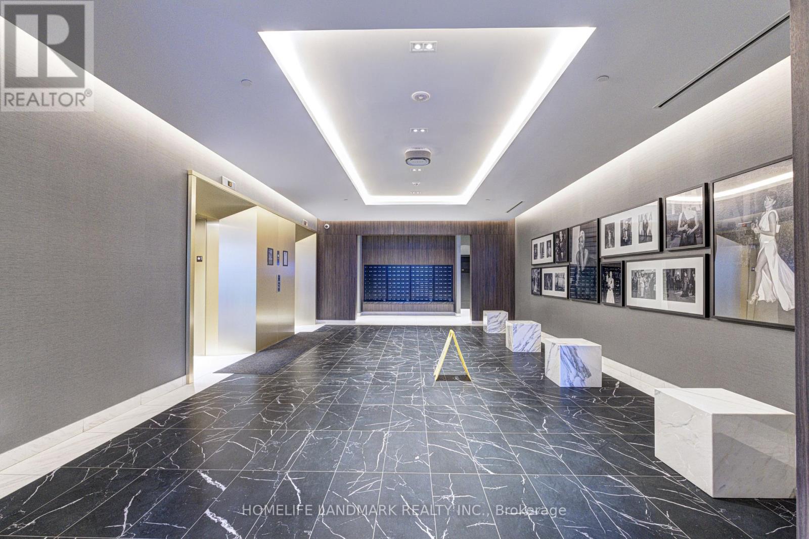 310 - 500 Dupont Street, Toronto, Ontario  M6G 1Y7 - Photo 25 - C12988808