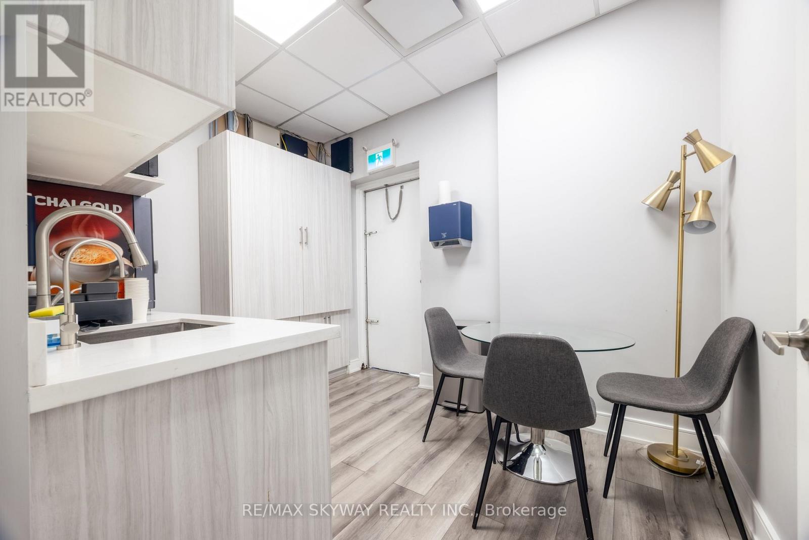 9 - 2565 Steeles Avenue E, Brampton, Ontario  L6T 4L6 - Photo 23 - W12978604