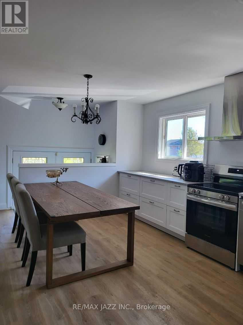 382 Elmridge Street, Oshawa, Ontario  L1H 6R7 - Photo 4 - E12988846