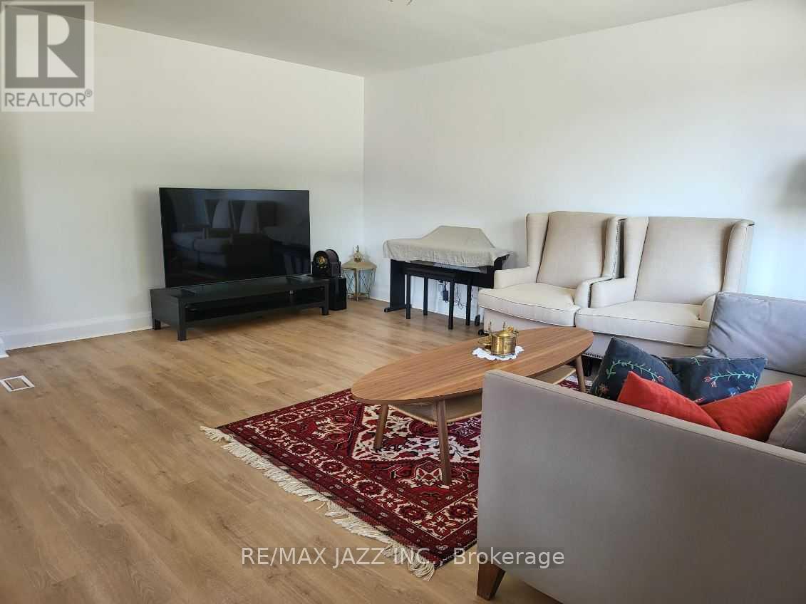 382 Elmridge Street, Oshawa, Ontario  L1H 6R7 - Photo 5 - E12988846