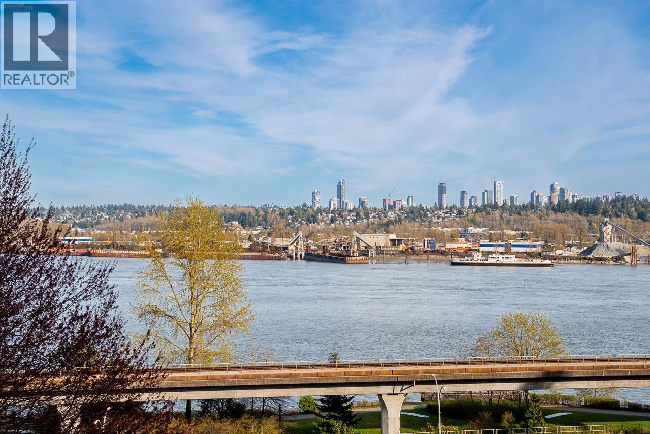 504 69 JAMIESON COURT, New Westminster, British Columbia