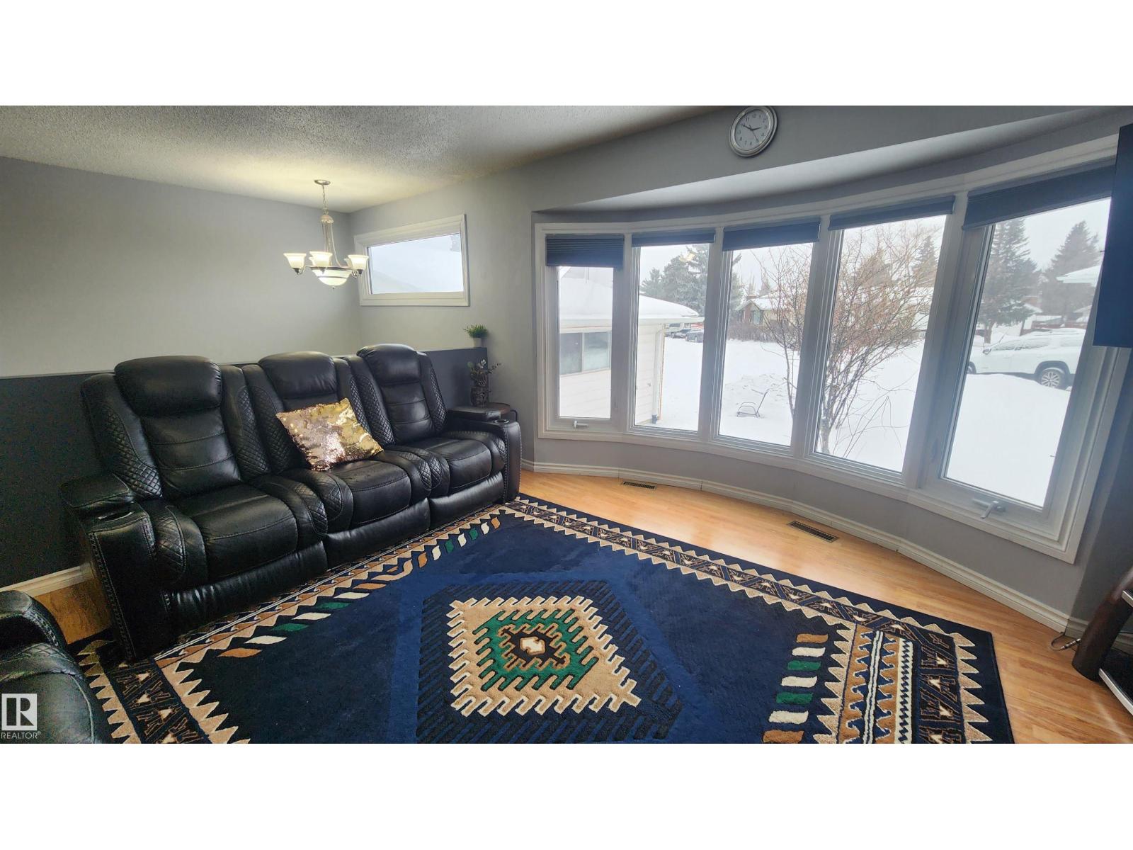 115 Ekota Cr Nw, Edmonton, Alberta  T6K 2J6 - Photo 2 - E4476501