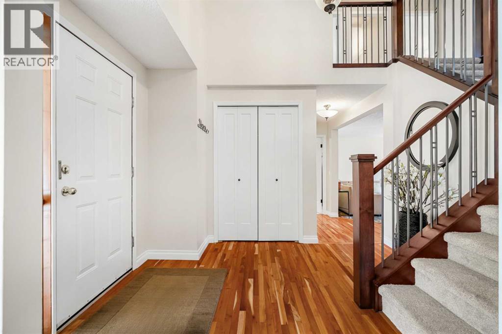 14 Sun Harbour Way Se, Calgary, Alberta  T2X 3C6 - Photo 3 - A2299307